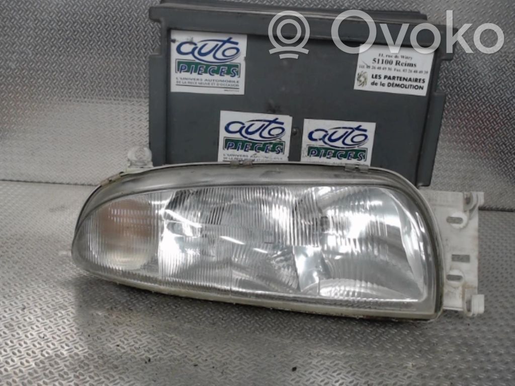 Headlight/headlamp   1042630