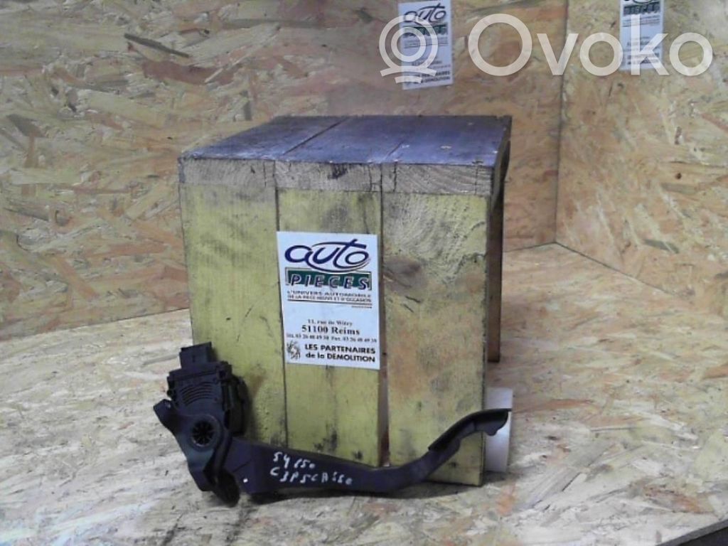 Accelerator throttle pedal   00001601AC