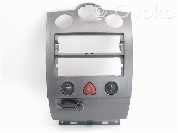 Consola central   8200074331A,S118539001F