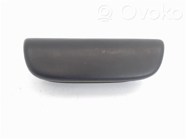 Éclairage de plaque d'immatriculation   93854773