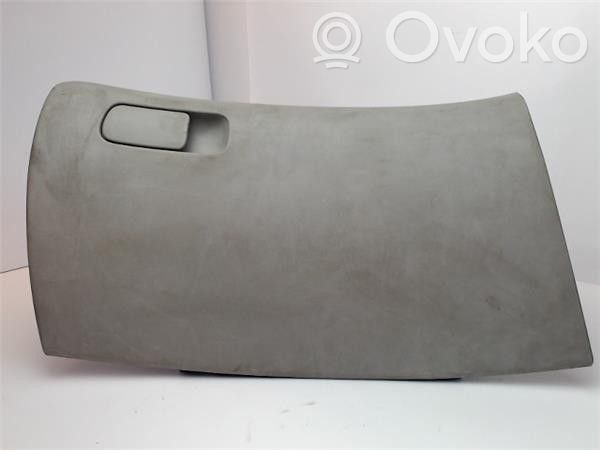 KIA Ceed Daiktadėžė 