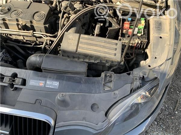 Seat Leon (1P) Ylempi jäähdyttimen ylätuen suojapaneeli 