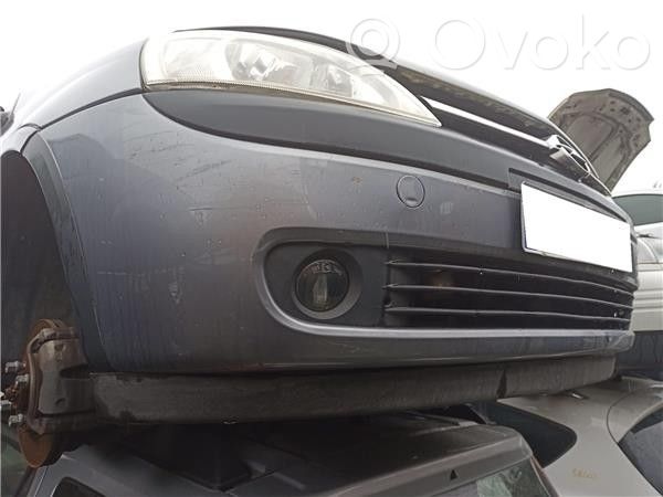 Opel Corsa C Zderzak przedni 