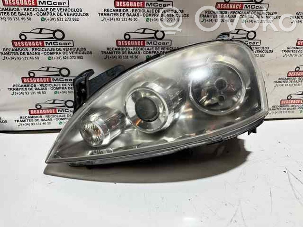 Opel Corsa C Phare frontale 