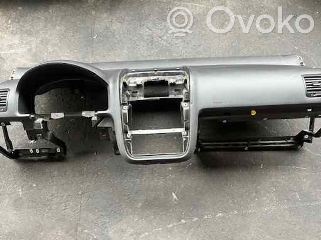 Volkswagen Golf V Panel de instrumentos 