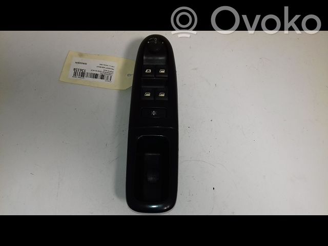 Electric window control switch   6554CF