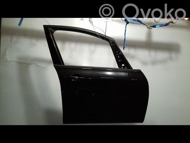 BMW 2 F46 Drzwi przednie 