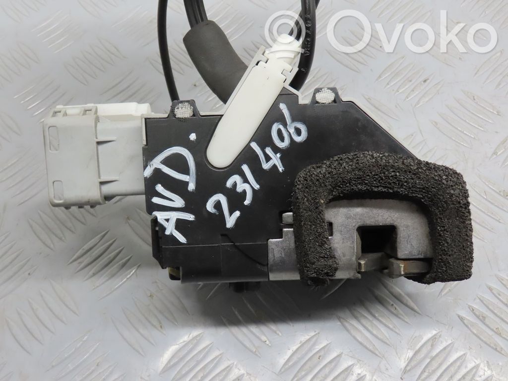 Priekšpusē slēdzene   9136EX