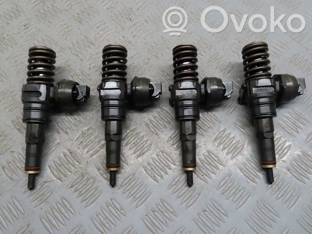Inyector de combustible   38130073AL