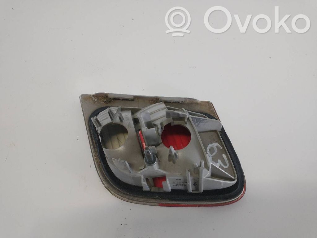 BMW 3 E46 Takaluukun takavalot 