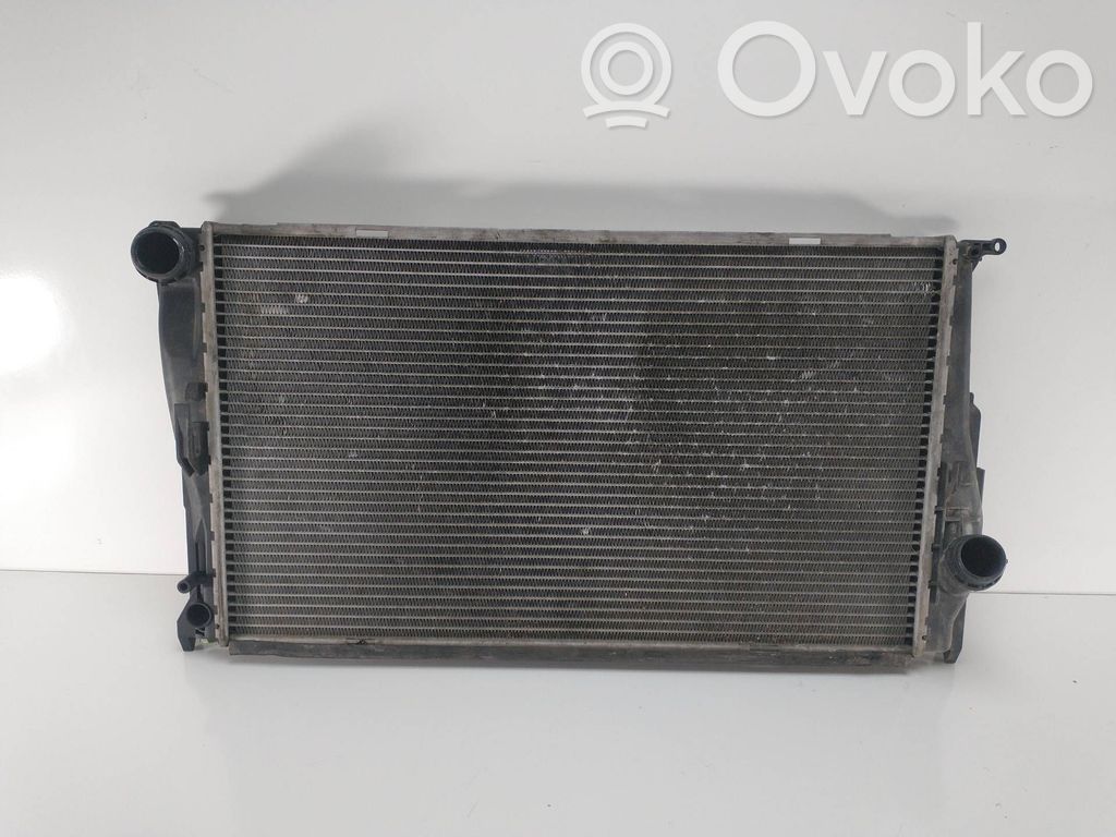 BMW 3 E90 E91 Coolant radiator 