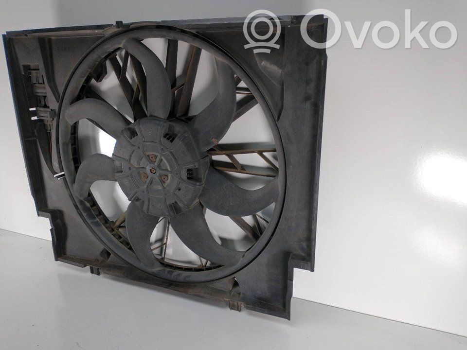 BMW 5 E60 E61 Elektrisks radiatoru ventilators 