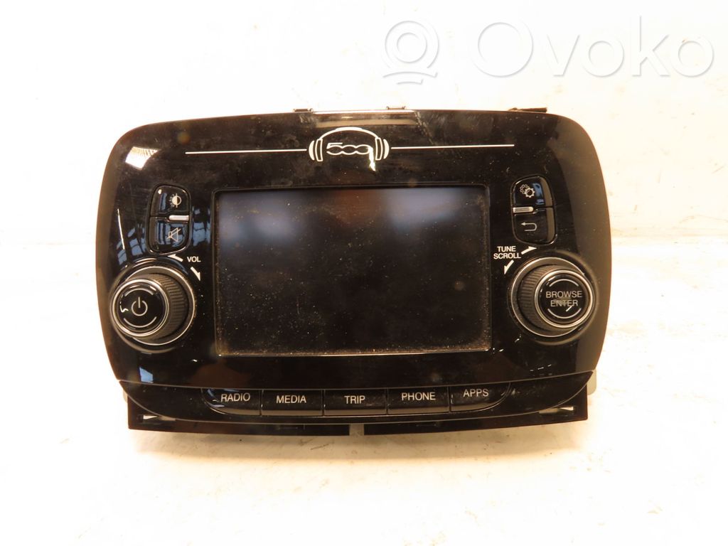 Fiat 500 Radio/CD/DVD/GPS head unit 