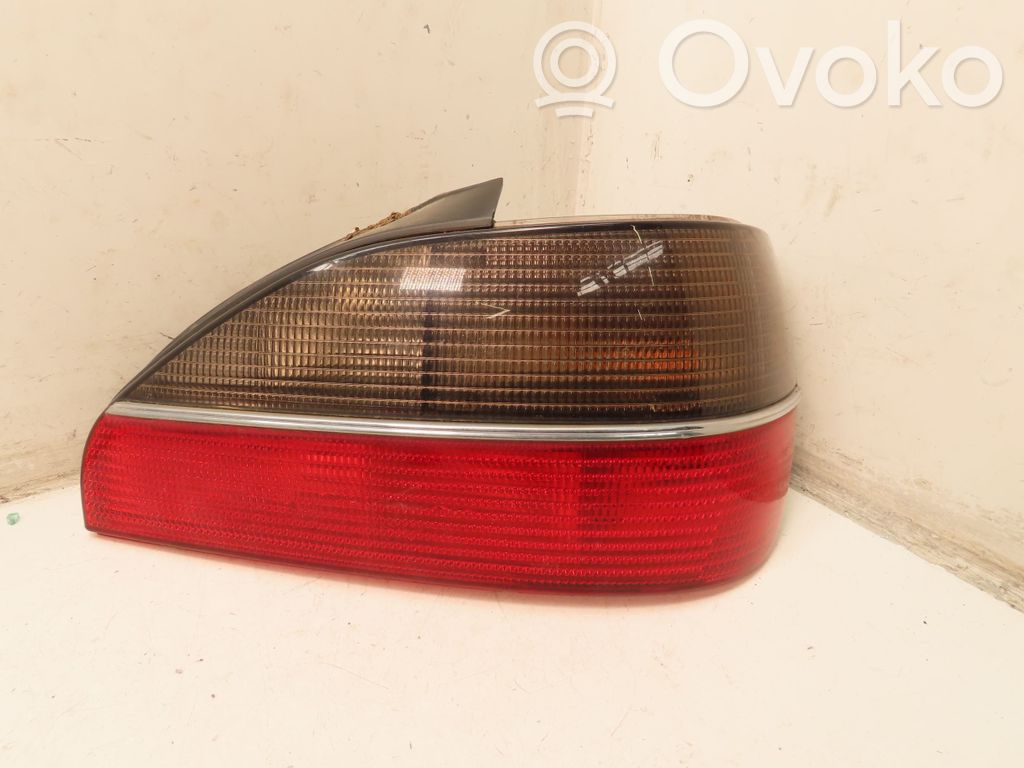 Peugeot 306 Galinis žibintas kėbule 
