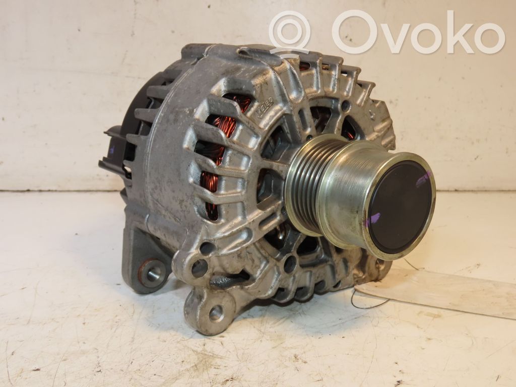 Skoda Fabia Mk4 (6VA) Lichtmaschine 