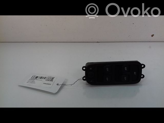 Volvo V60 Electric window control switch 