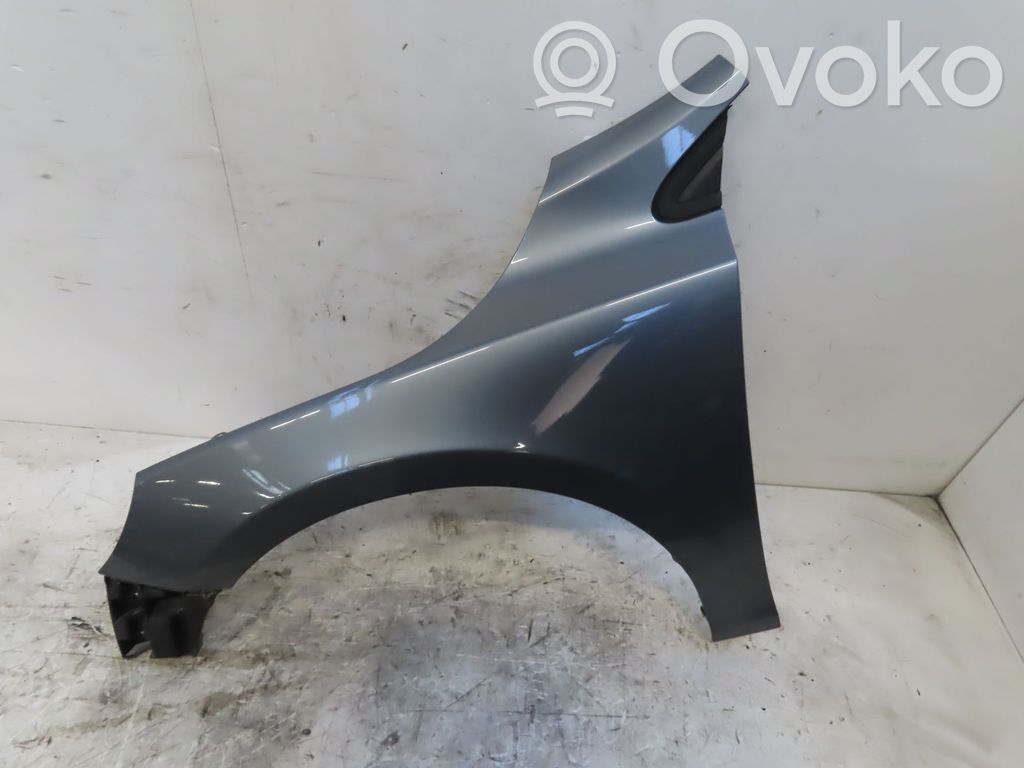 Volvo V40 Cross country Sparnas 