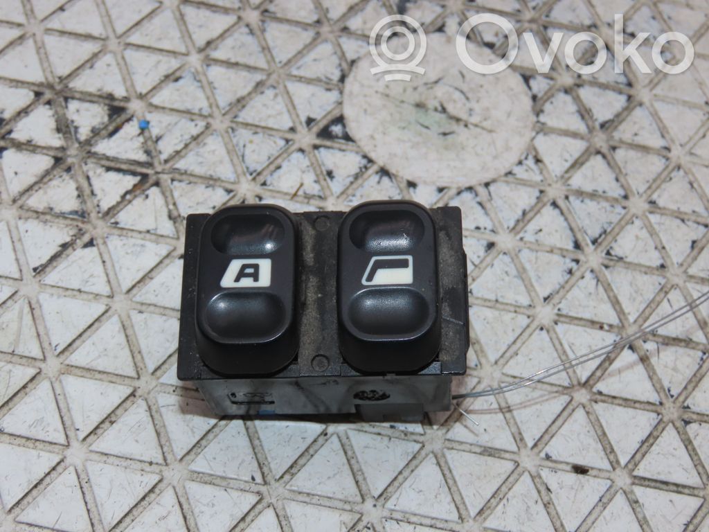 Electric window control switch   6552KQ