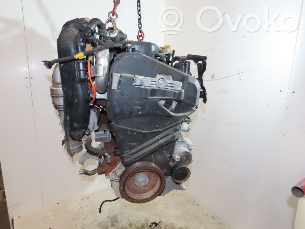 Engine   8201113144