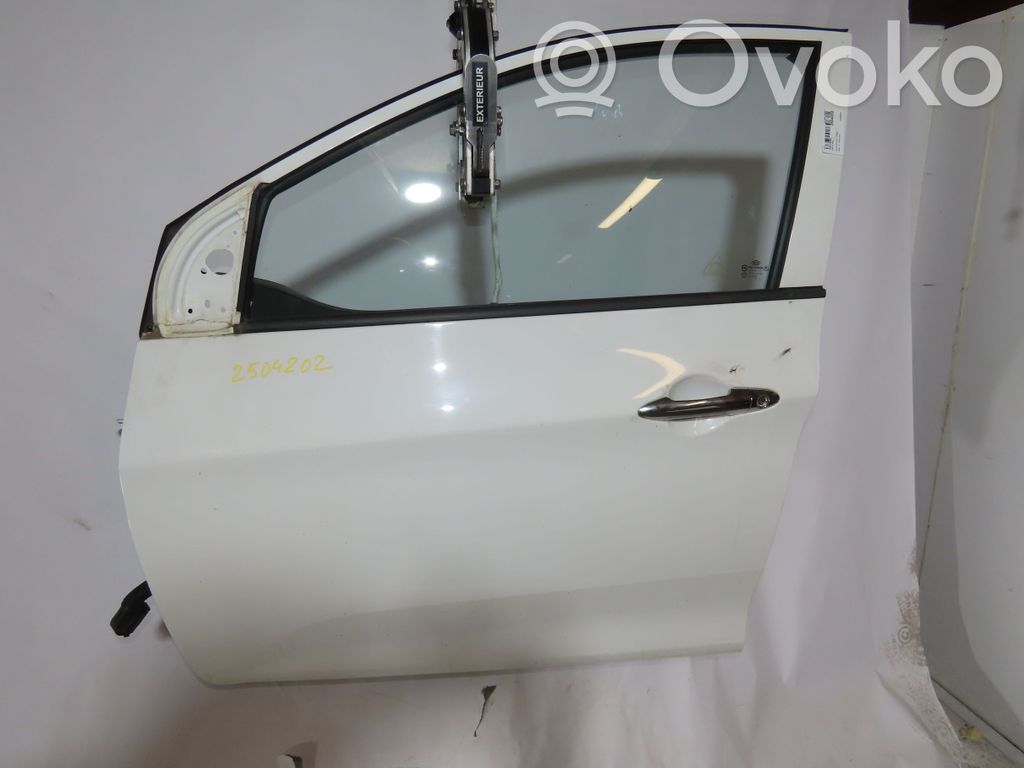 Etuovi   760031Y020