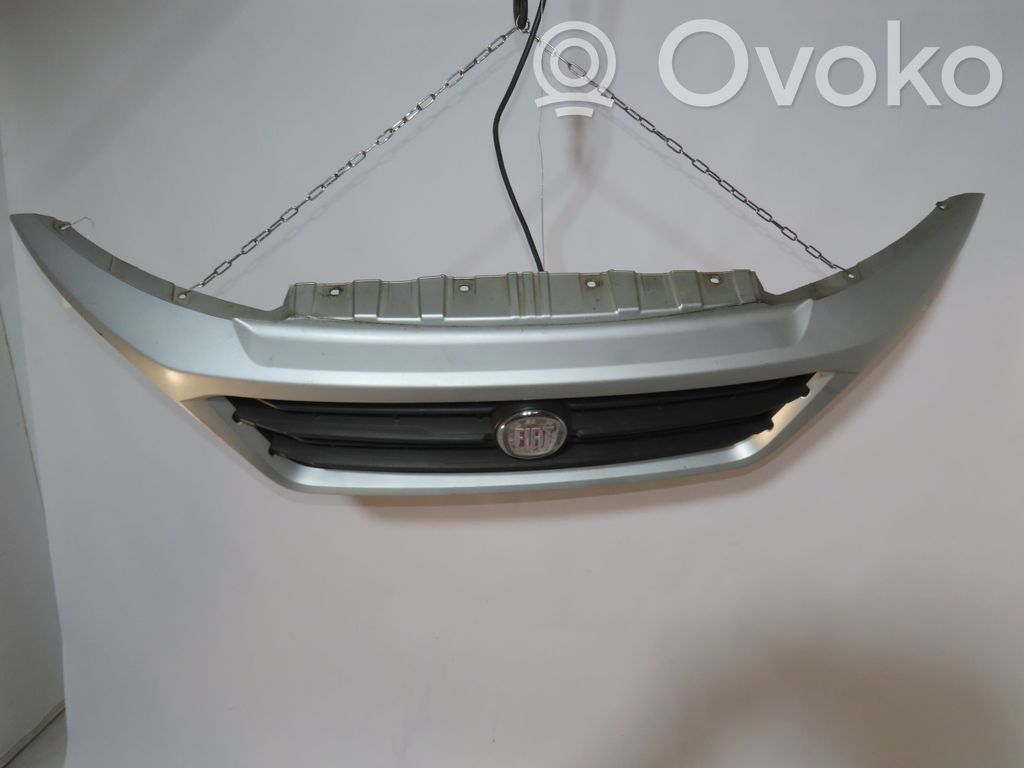 Fiat Ducato Front bumper upper radiator grill 