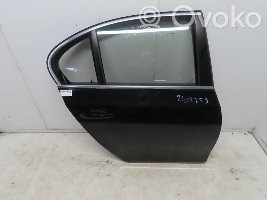 Aizmugurējās durvis   41527202342