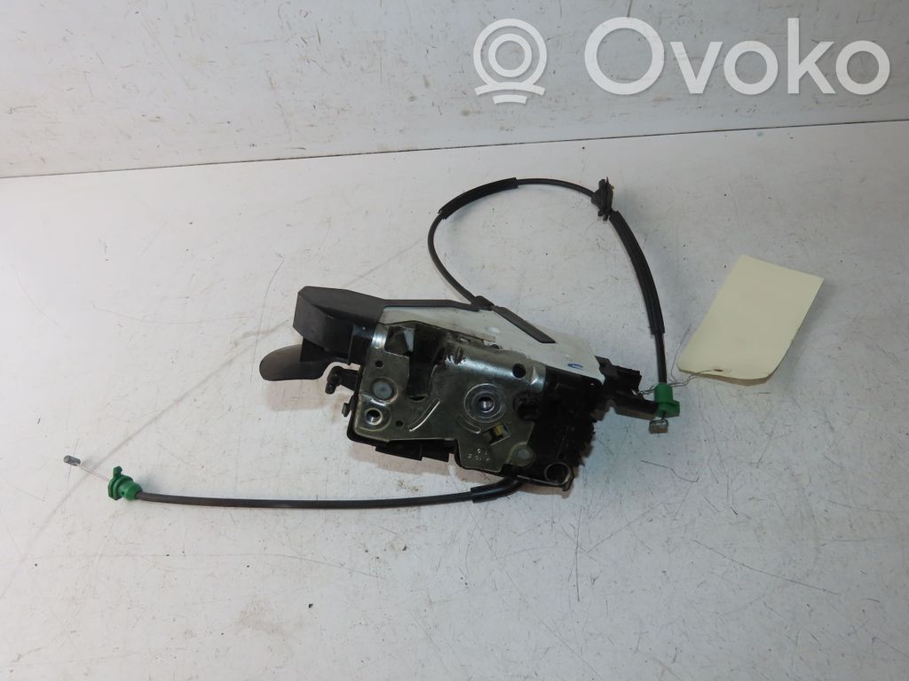 Citroen C3 Picasso Front door lock 