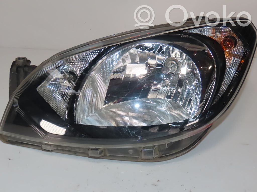 Scheinwerfer   1ST941015D