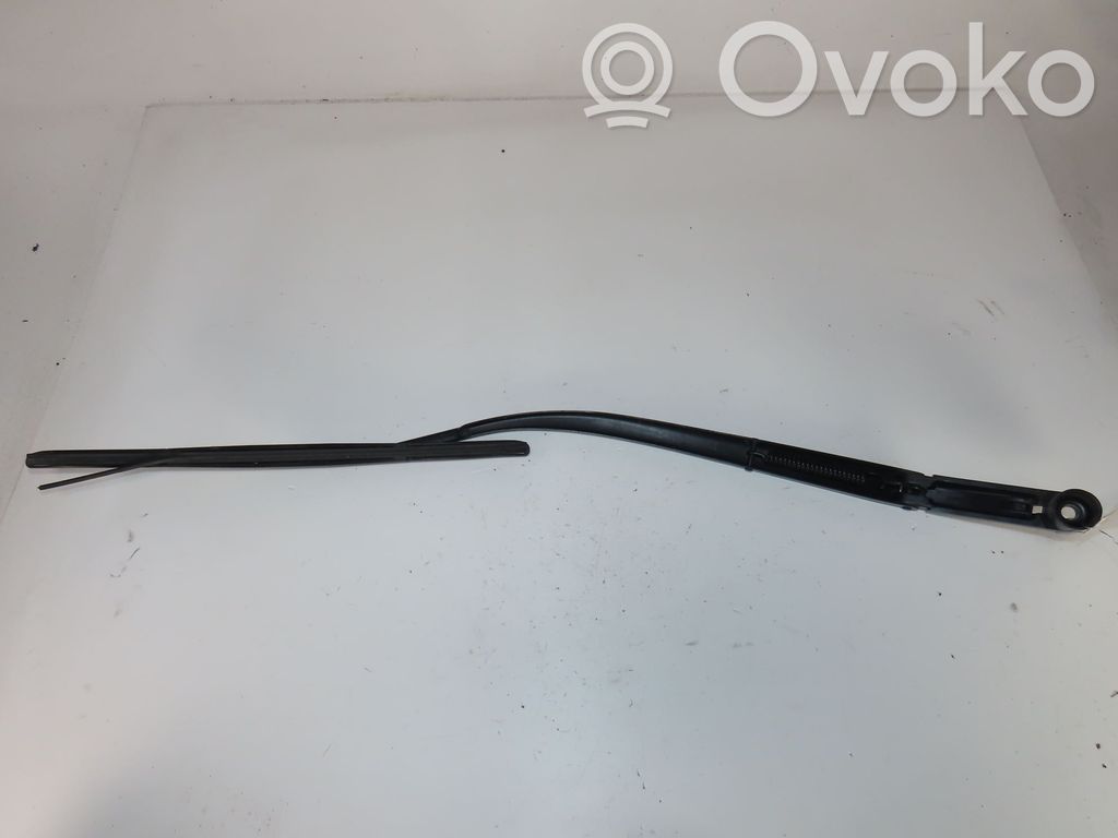 Front wiper blade arm   DA6C67321A