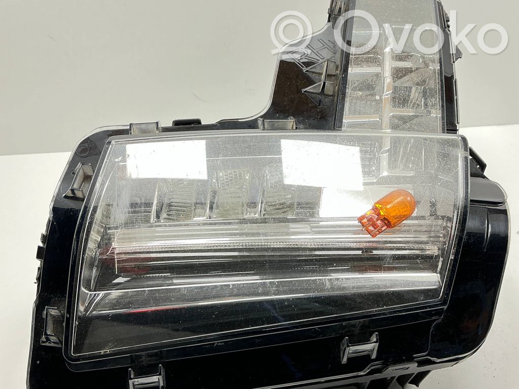 Lampa LED do jazdy dziennej   L90052818,L90020945,325583,84018689