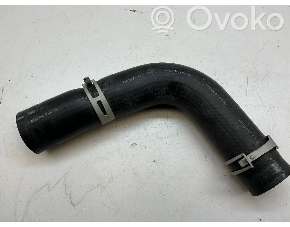 Subaru Forester SK Engine coolant pipe/hose 