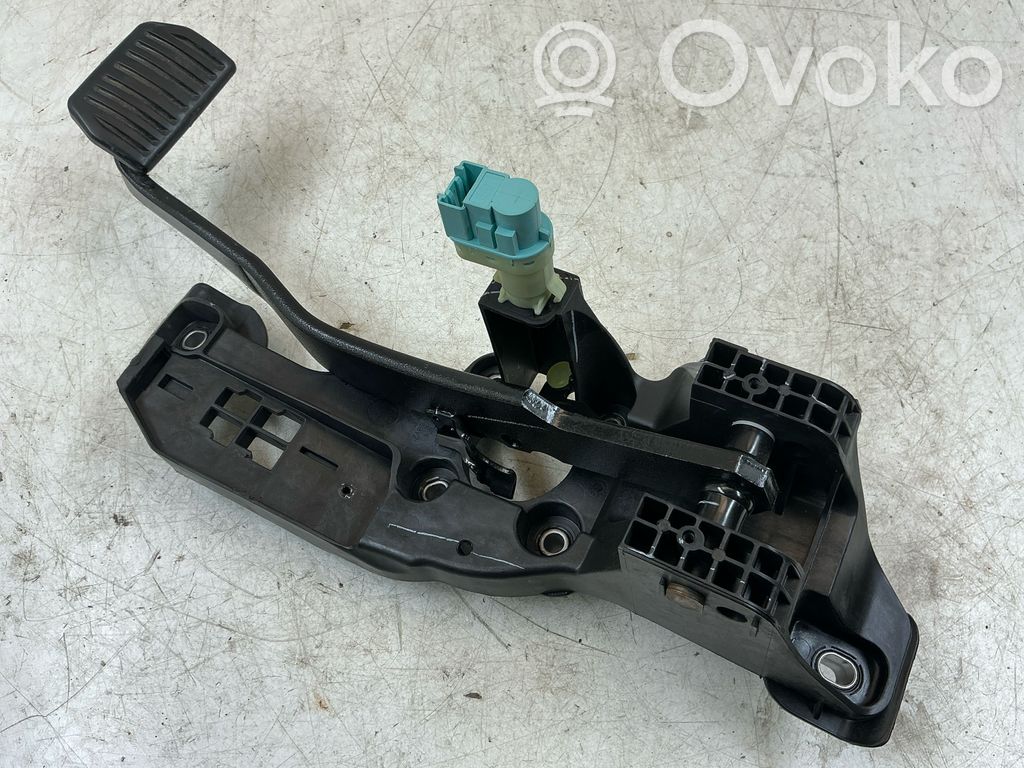 Ford Edge II Brake pedal 