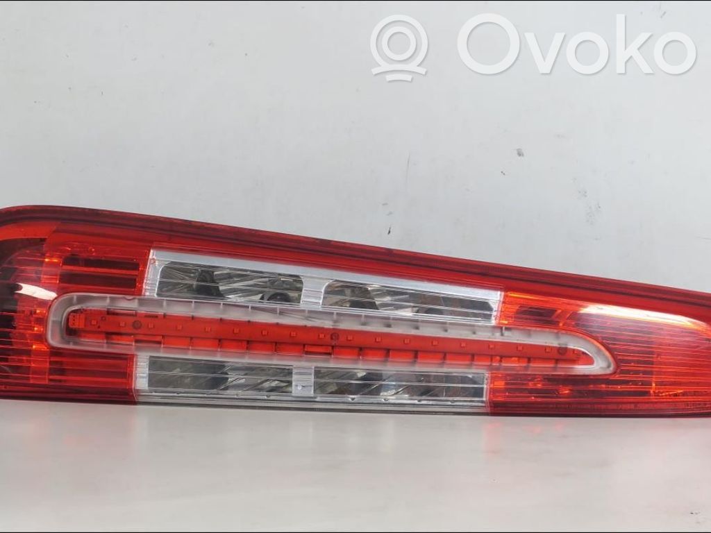 Ford C-MAX I Rear/tail lights 