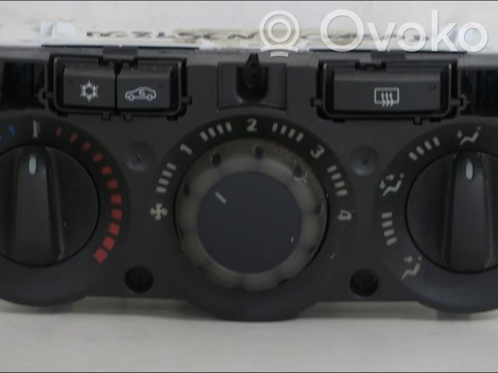 Opel Corsa D Climate control unit 