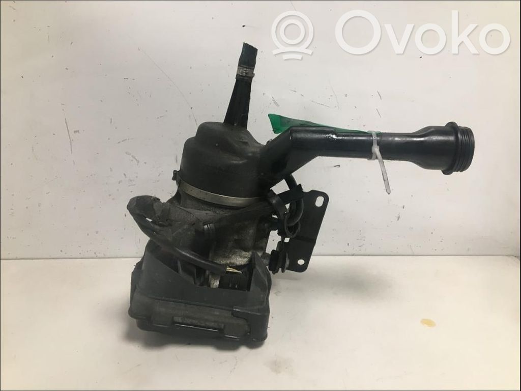 Peugeot 308 Power steering pump 