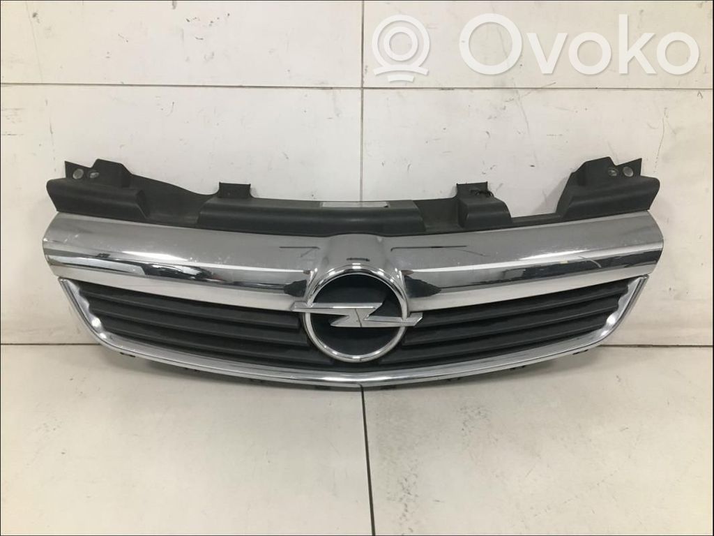 Opel Zafira B Atrapa chłodnicy / Grill 
