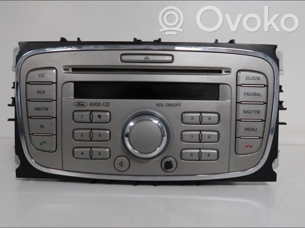 Ford Focus Radio/CD/DVD/GPS head unit 