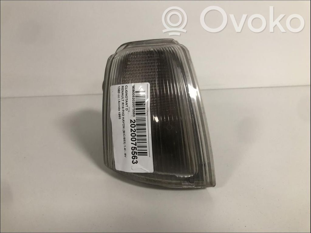 Renault 19 Front fender indicator light 