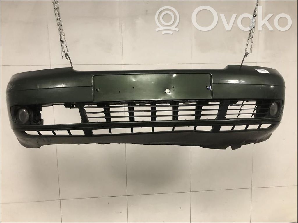 Audi A4 S4 B5 8D Parachoques delantero 