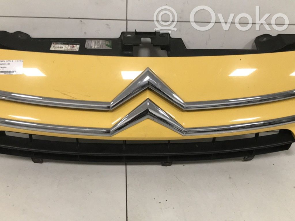 Citroen Jumpy Priekšējais režģis 
