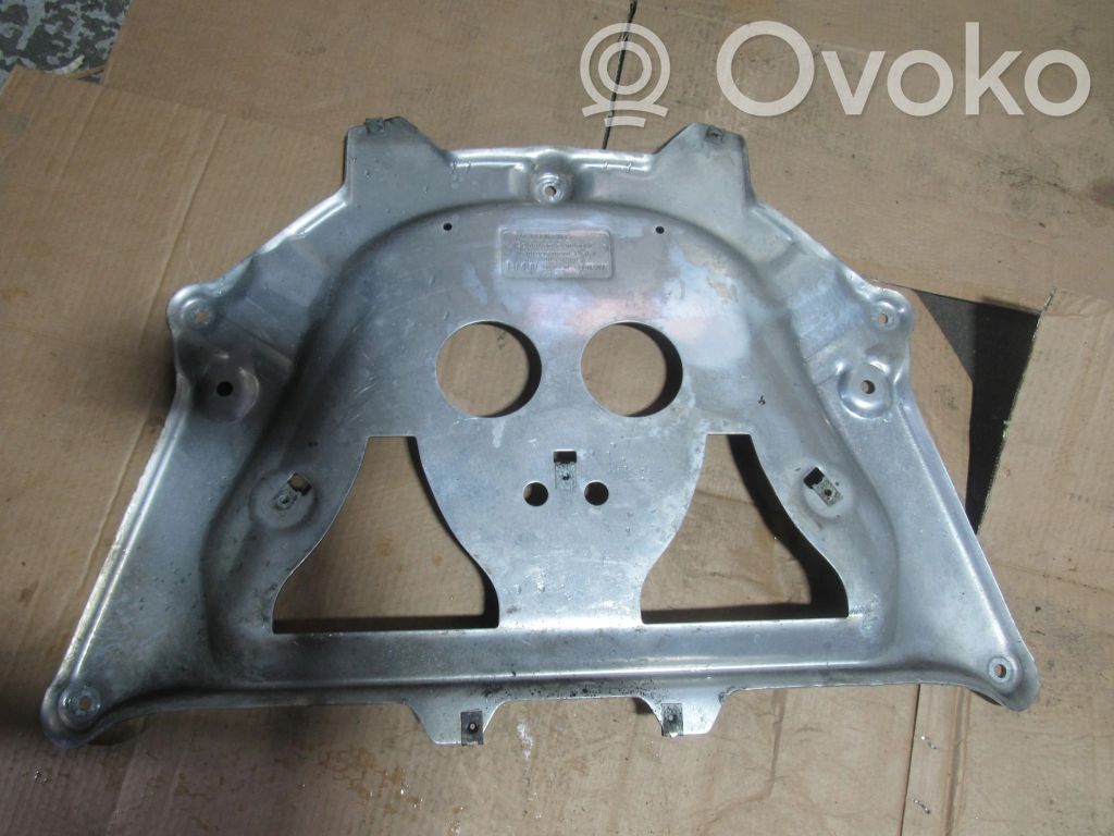 Engine splash shield/under tray   2282970,2282970
