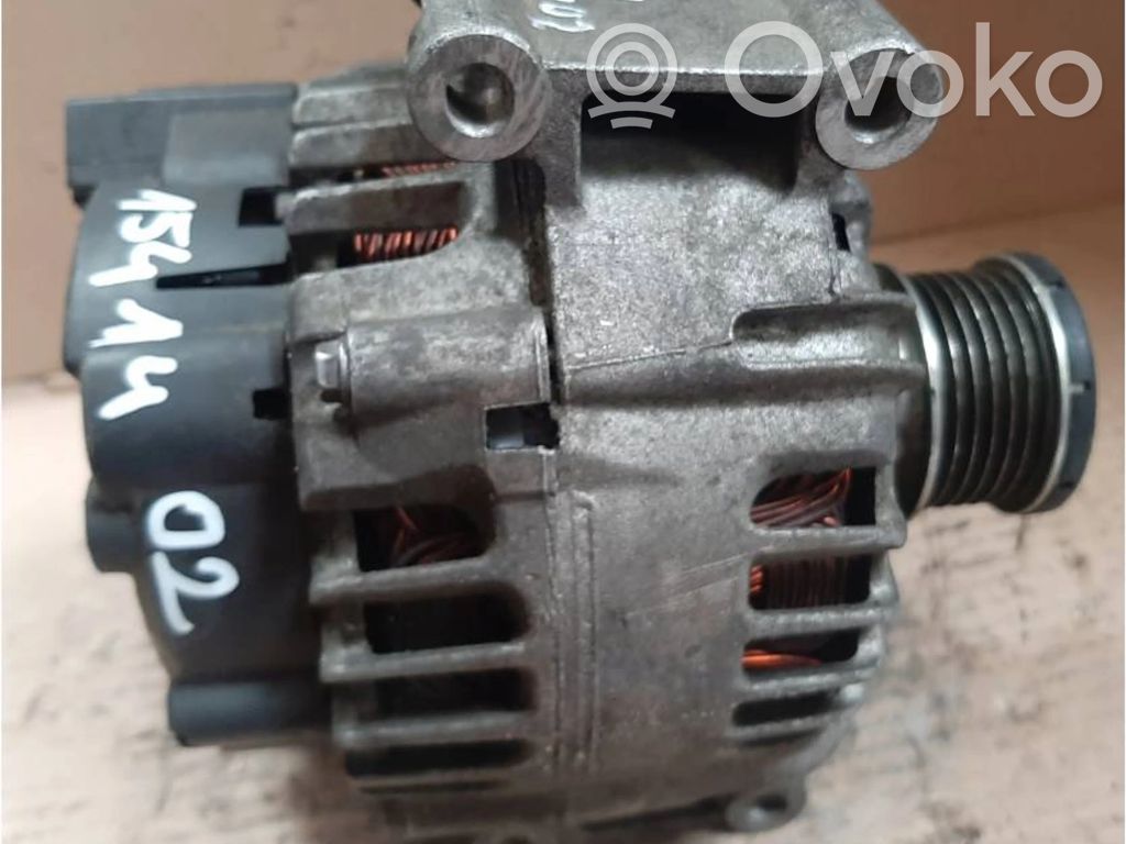 Mercedes-Benz C W204 Alternator 