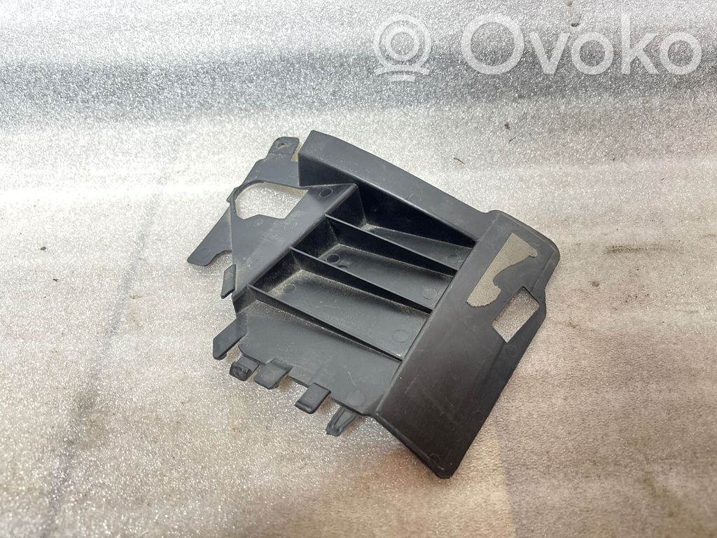 BMW 7 G70 Soporte del parachoques delantero 