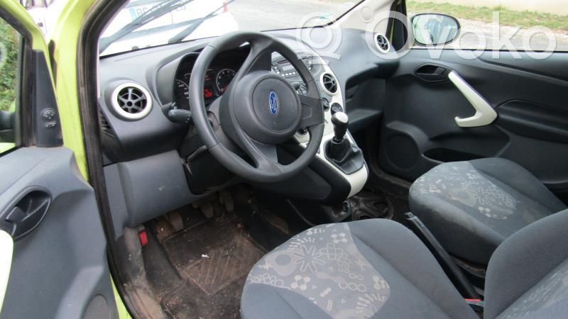 Climate control unit   1568587