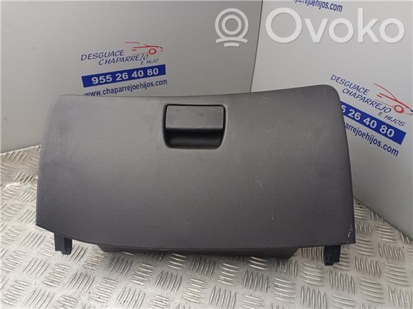 Chevrolet Aveo Hansikaslokero 