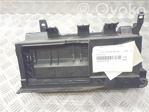 Boite à gants   51167075479