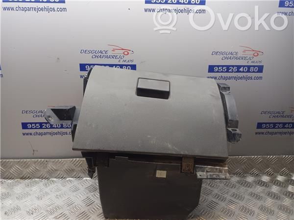 Ford Kuga I Guantera 