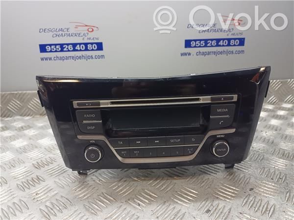 Nissan Qashqai Panel / Radioodtwarzacz CD/DVD/GPS