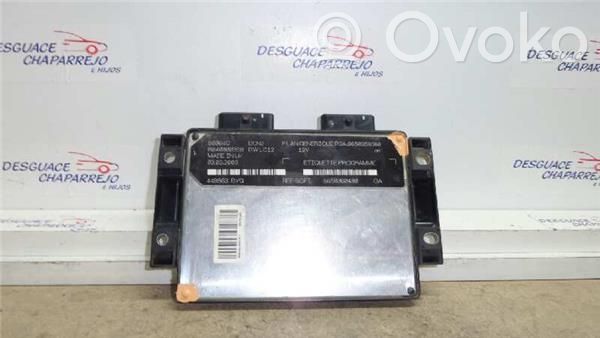 Komputer / Sterownik ECU silnika   9650360480,449563BYG