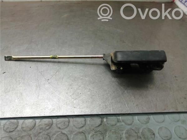 Manecilla interna puerta trasera   7H0843641A